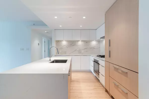 North Vancouver, BC V7J 0E6,1500 Fern ST #401
