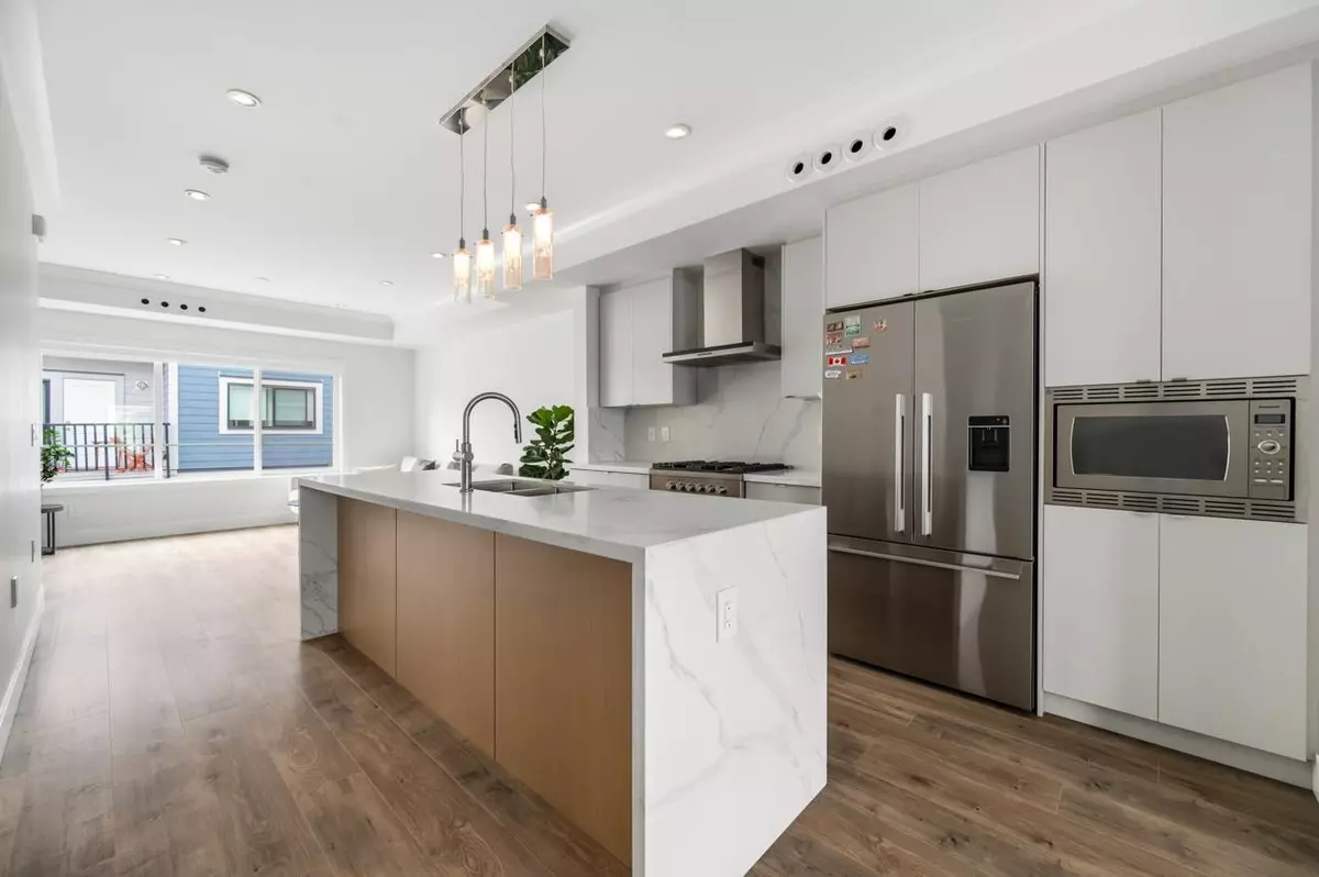 Richmond, BC V7A 0B3,9680 Williams RD #8