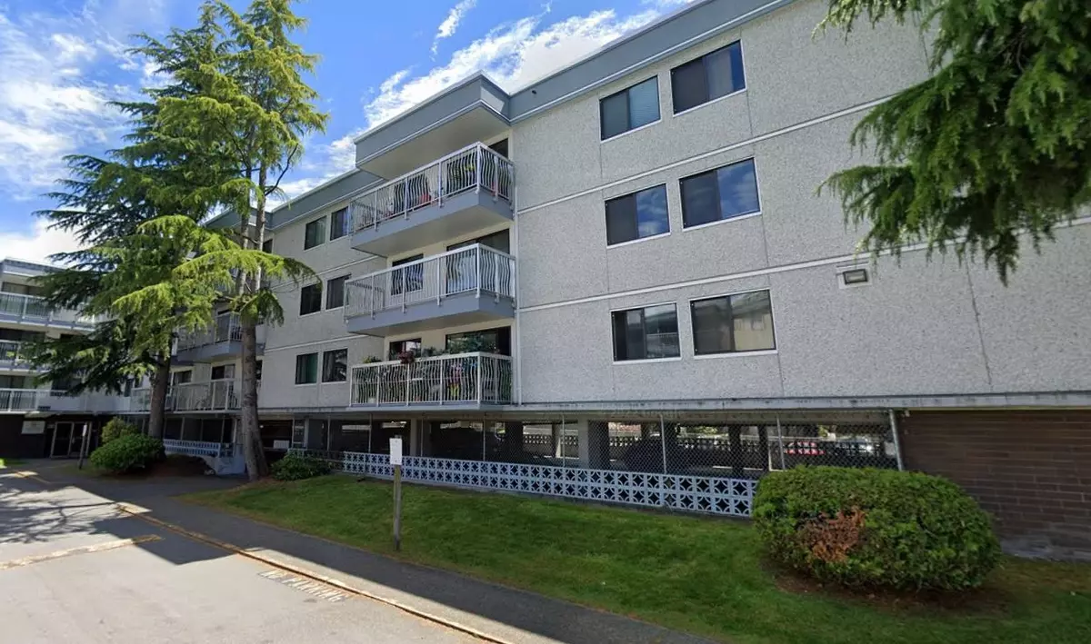 Richmond, BC V6Y 2E9,6420 Buswell ST #312