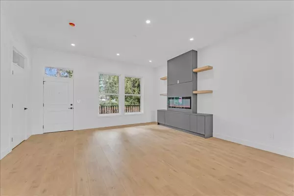 Langley, BC V2Y 1V5,20487 74b AVE
