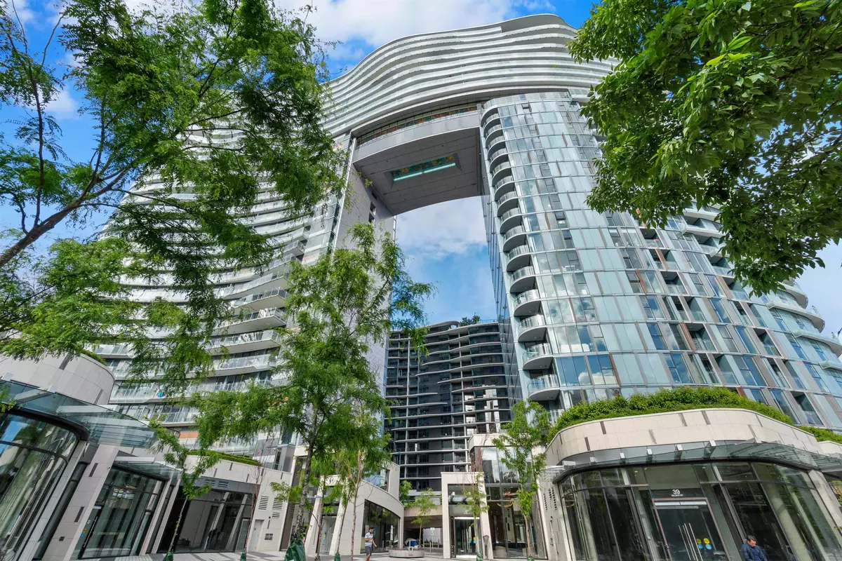 Vancouver, BC V6Z 0E8,87 Nelson ST #684