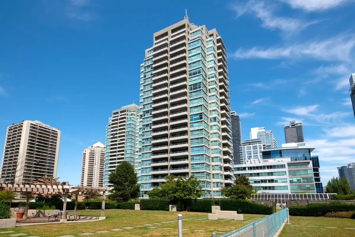 Burnaby, BC V5C 6R7,4398 Buchanan ST #2402