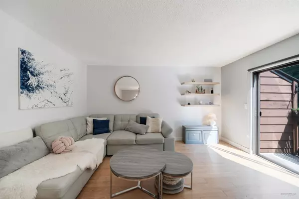Port Moody, BC V3H 3W7,238 Cambridge WAY