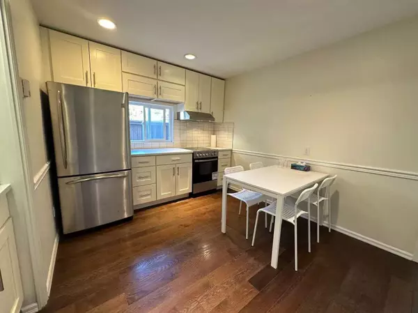 Richmond, BC V7E 4Z6,6560 Juniper DR