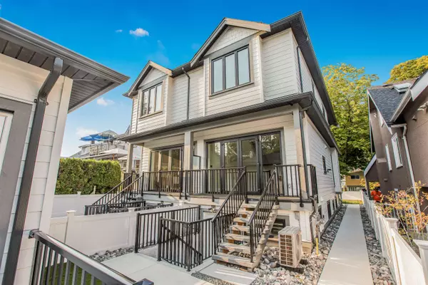 Vancouver, BC V6R 2V8,3336 W 14th AVE