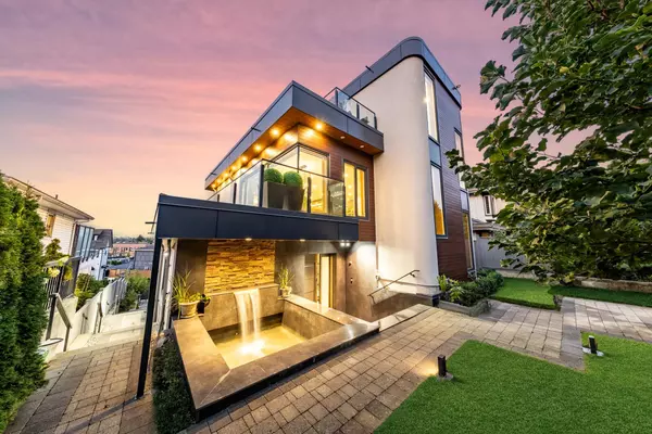 Vancouver, BC V6L 1V1,2863 W King Edward AVE