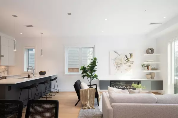 Vancouver, BC V5K 1H4,2725 Mcgill ST