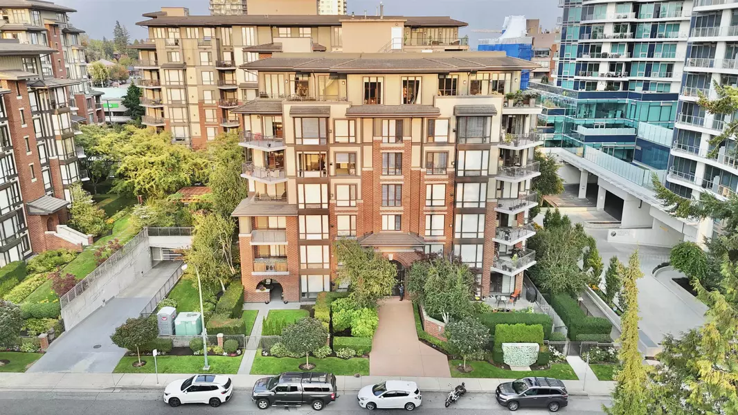 1550 Martin ST #603, White Rock, BC V4B 5M3