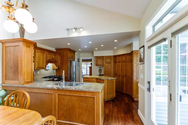 Coquitlam, BC V3C 2X3,408 Riverview CRES