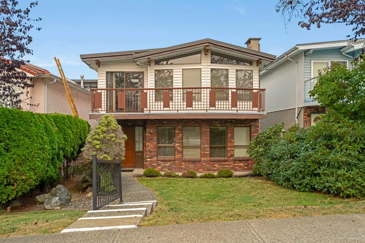 Burnaby, BC V5C 2N4,4737 Pender ST