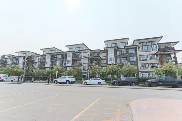 Maple Ridge, BC V2X 3Y8,22562 121 AVE #213