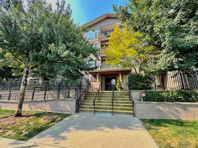 2343 Atkins AVE #301, Port Coquitlam, BC V3C 1Y7