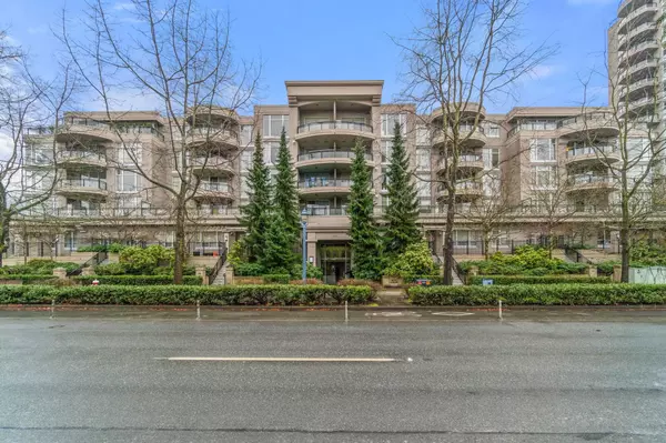 8480 Granville AVE #111, Richmond, BC V6Y 4E8