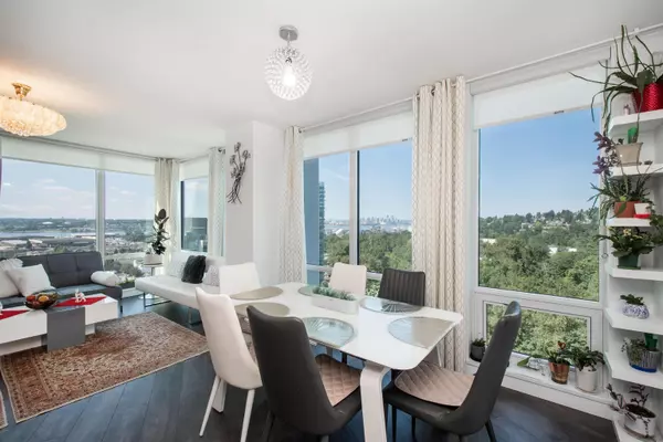 1500 Fern ST #1807 North Vancouver, BC V7J 0E6