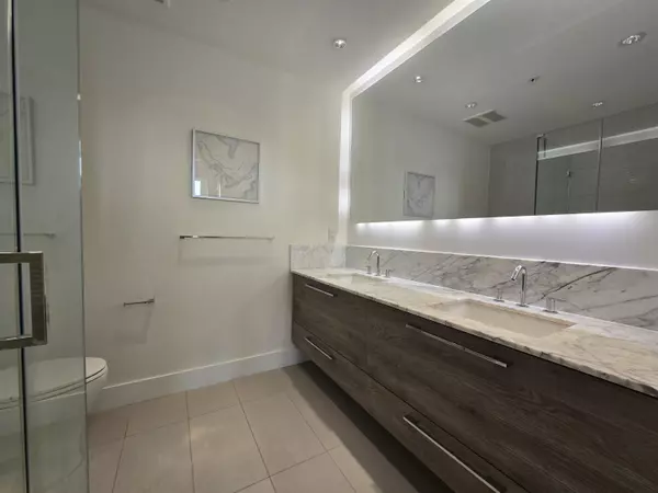 Burnaby, BC V3N 0H1,7358 Edmonds ST #1110