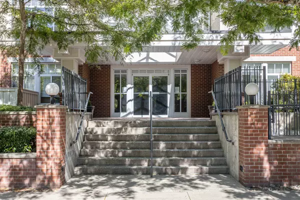 Port Coquitlam, BC V3C 2A1,2353 Marpole AVE #302