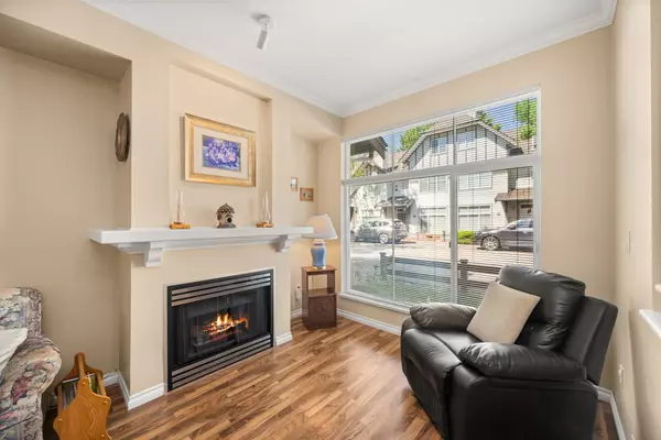 Surrey, BC V3S 8X9,6465 184a ST #51