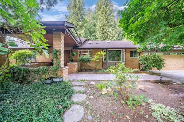 Surrey, BC V4P 1L7,3467 141 ST