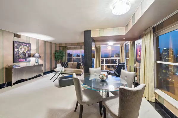 Vancouver, BC V6Z 2N2,909 Burrard ST #2201