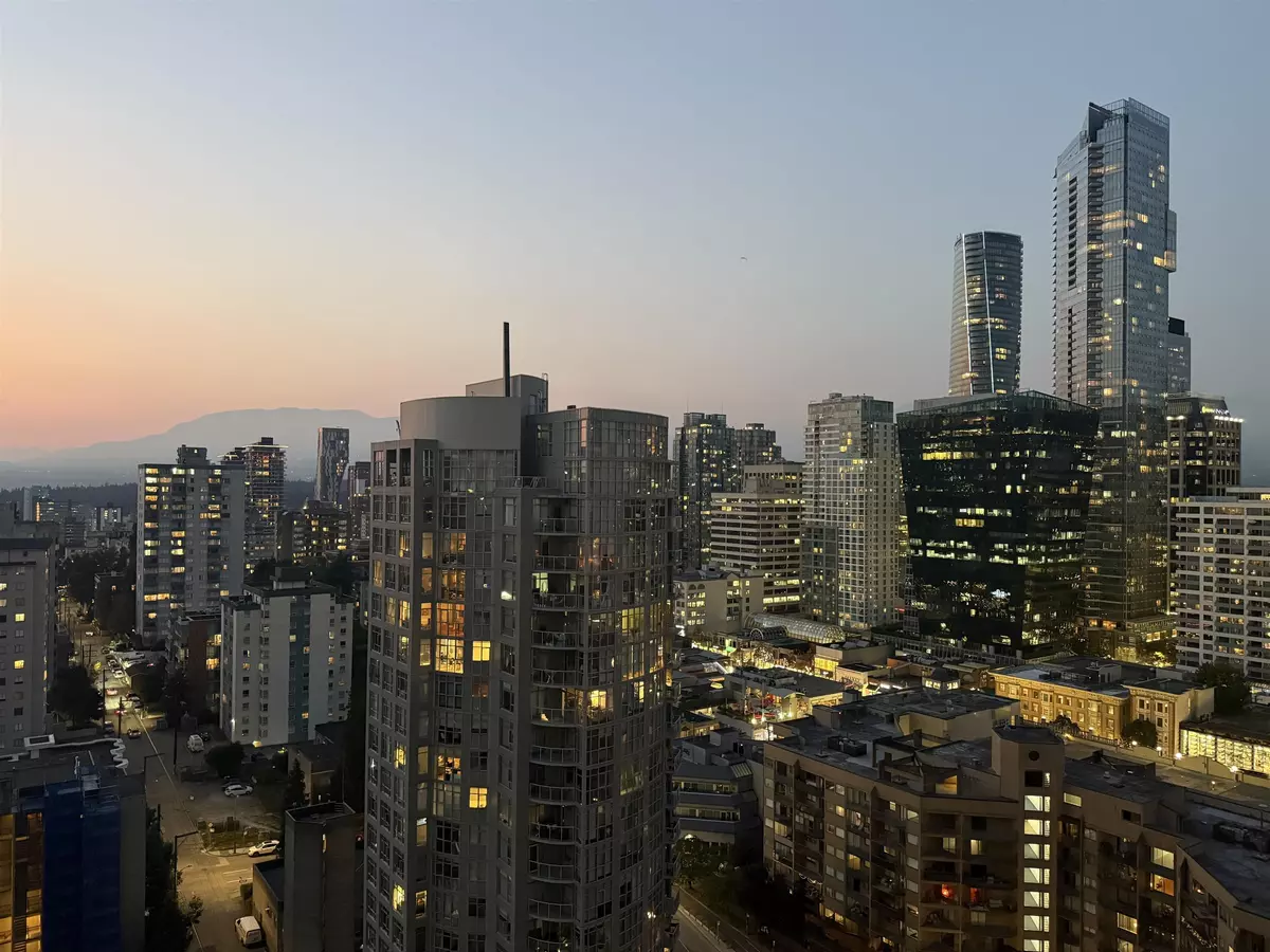 Vancouver, BC V6Z 2N2,909 Burrard ST #2201