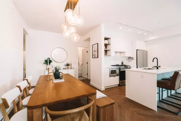Port Moody, BC V3H 0M4,3229 St Johns ST #509