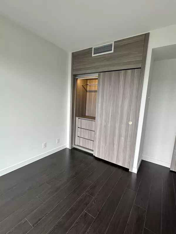 Burnaby, BC V5C 0N2,4890 Lougheed HWY #3008