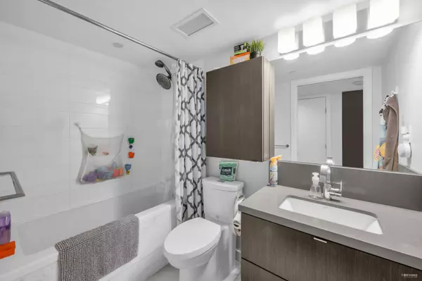 Vancouver, BC V6P 0G6,8189 Cambie ST #1605