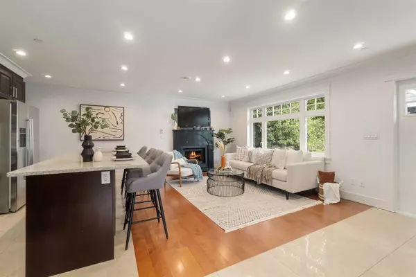 Vancouver, BC V6K 1T5,2721 W 5th AVE