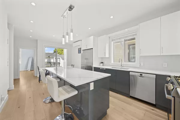 Richmond, BC V7A 1M8,9779 Steveston HWY