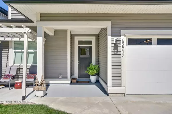 Hope, BC V0X 1L1,65517 Skylark LN