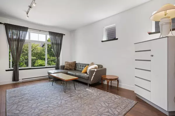 Surrey, BC V3X 1A2,6299 144 ST #32