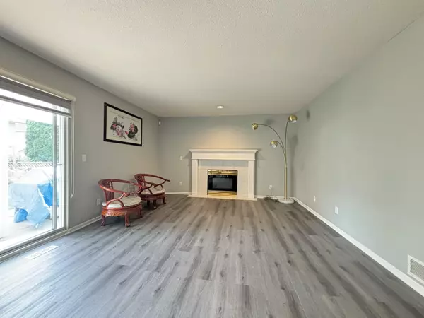 Surrey, BC V4N 1J5,10924 160 ST