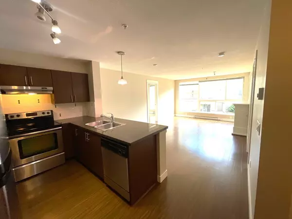 Maple Ridge, BC V2X 6M2,12085 228th ST #216