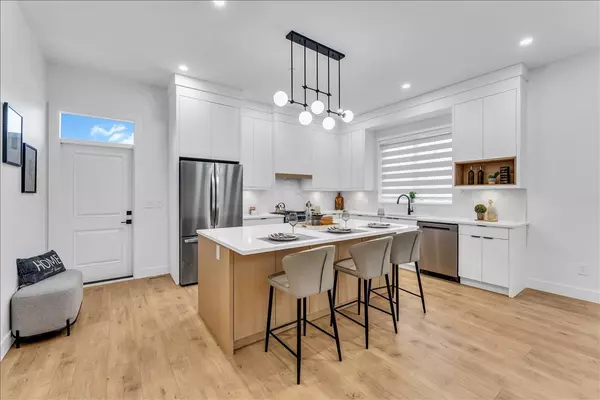 20489 74b AVE Langley, BC V2Y 1V5