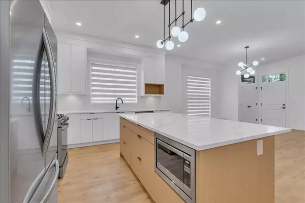 Langley, BC V2Y 1V5,20489 74b AVE