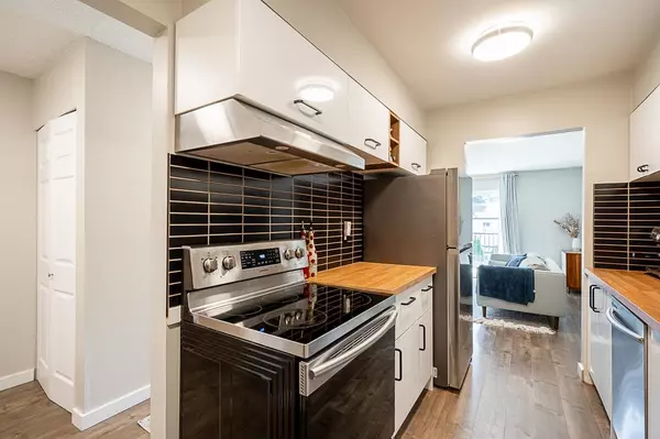 Langley, BC V3A 1V6,5191 203 ST #203