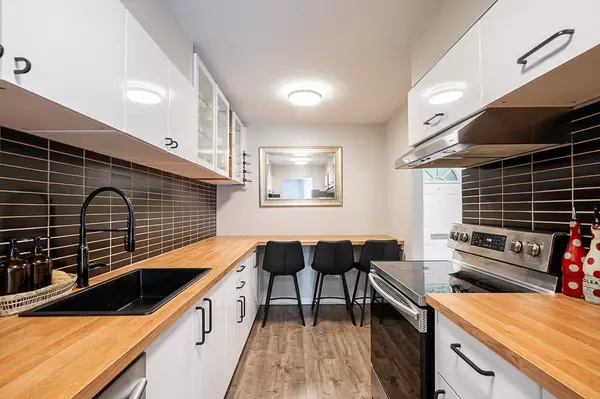 5191 203 ST #203, Langley, BC V3A 1V6