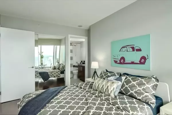 Vancouver, BC V6B 0B9,688 Abbott ST #2901