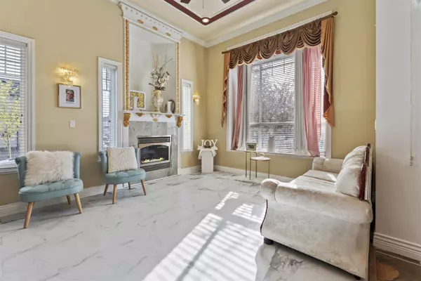 Surrey, BC V3S 1K1,7012 149th ST