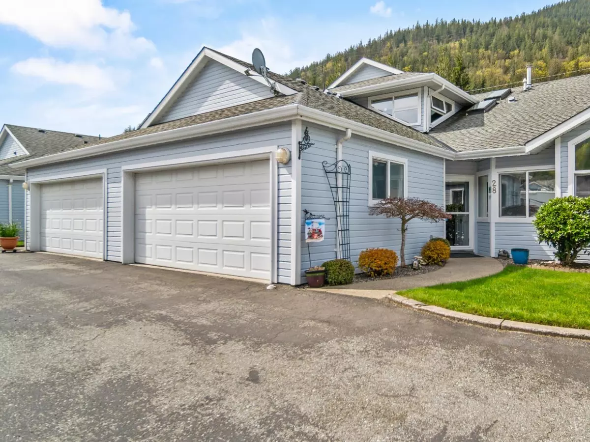 Harrison Hot Springs, BC V0M 1K0,730 Mccombs DR #28