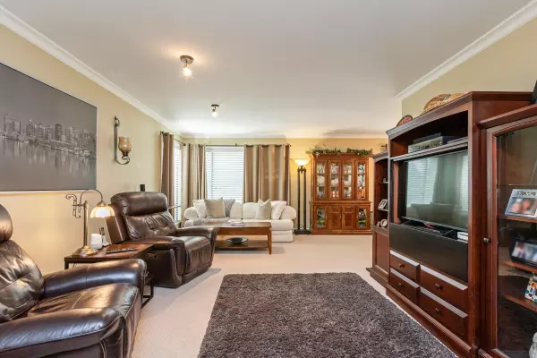 Langley, BC V3A 1L5,4880 200 ST