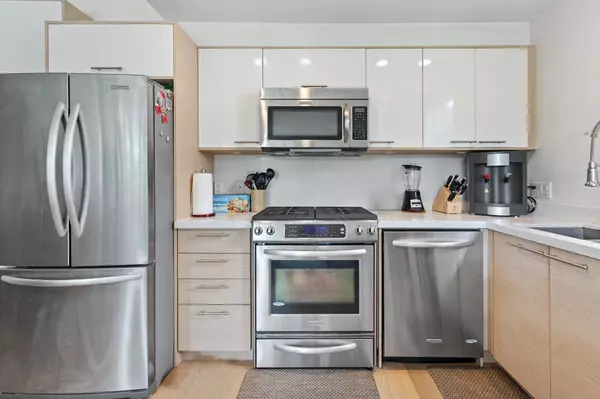 Vancouver, BC V5T 3R9,3197 St. George ST