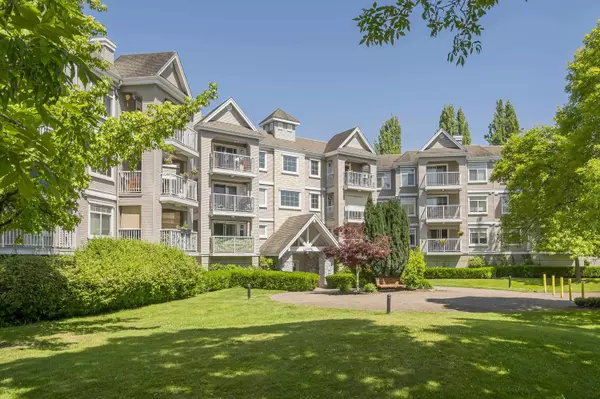 Langley, BC V3A 8S9,20896 57 AVE #101