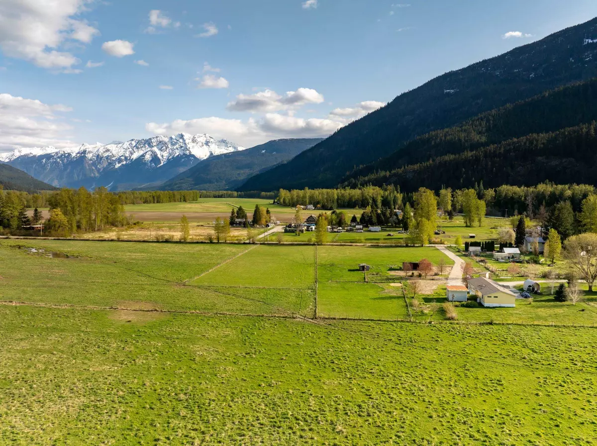 Pemberton, BC V0N 2L2,899 Erickson RD