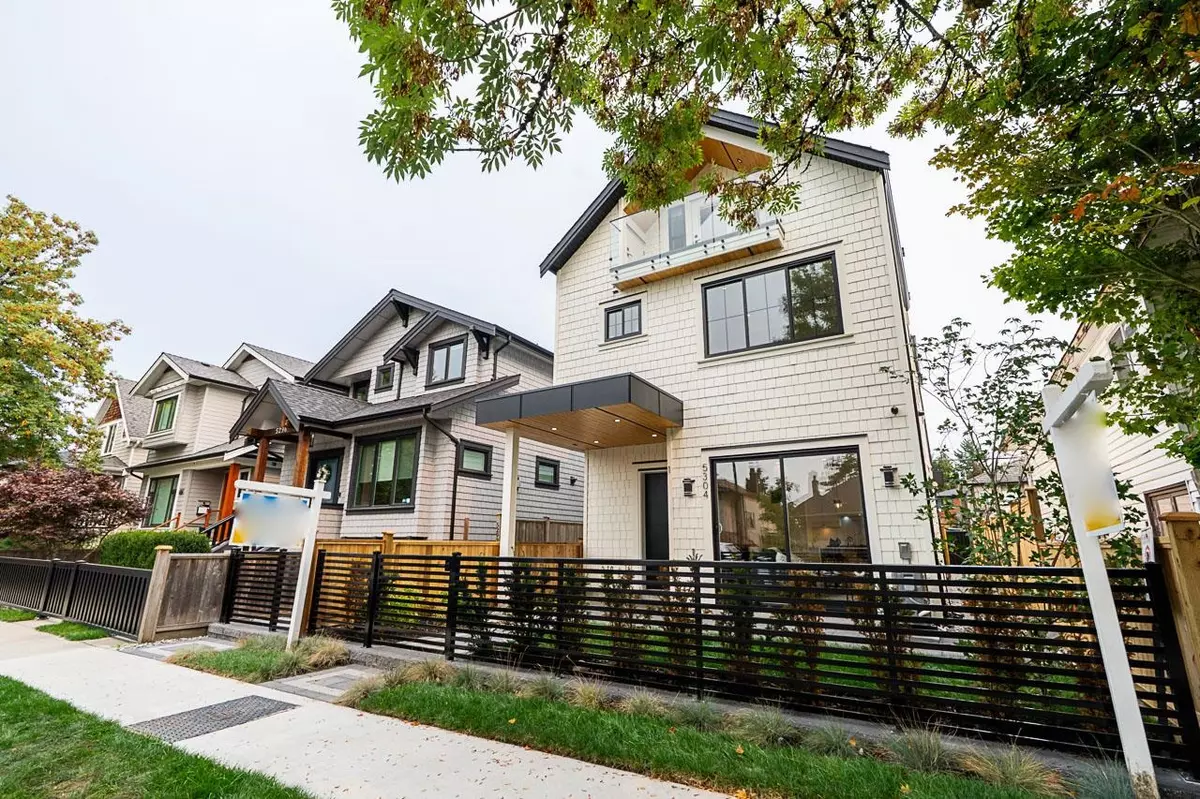 Vancouver, BC V5W 3J8,5304 Elgin ST #1