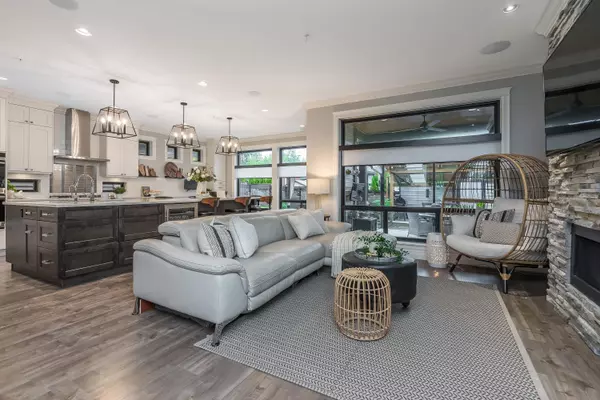 Maple Ridge, BC V4R 0G4,22850 Gilbert DR