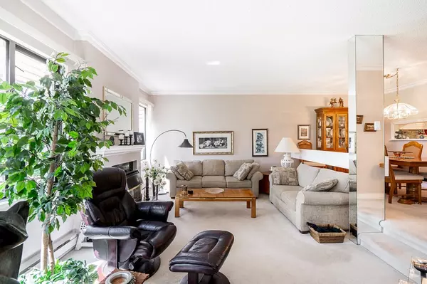 Surrey, BC V4A 1X6,15313 19 AVE #305