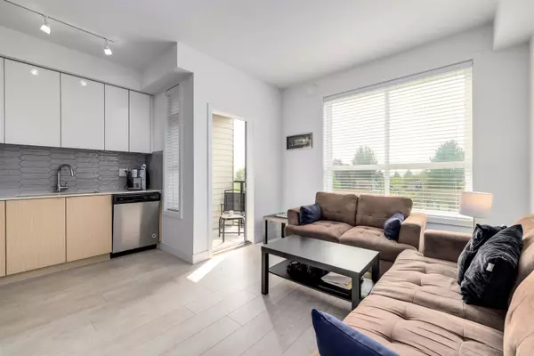 Surrey, BC V3S 7H8,19567 64th AVE #303