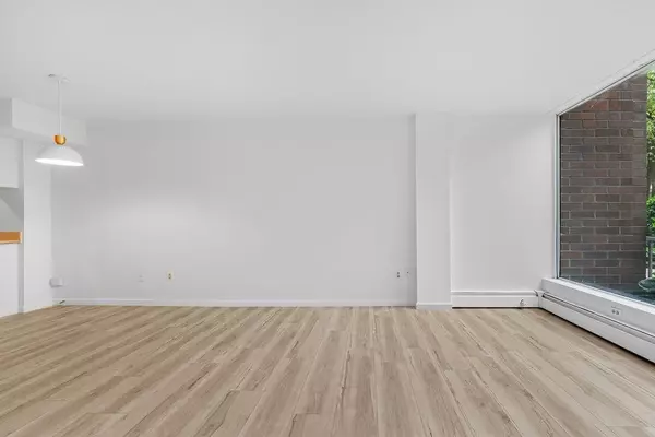 Vancouver, BC V6Z 2C1,1333 Hornby ST #222