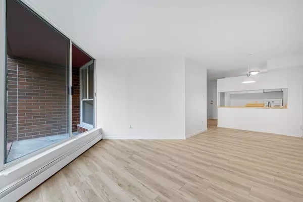 Vancouver, BC V6Z 2C1,1333 Hornby ST #222